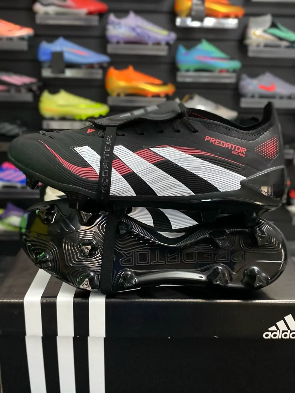 Adidas Adidas Predator Negro y Blanco — botín, foto principal